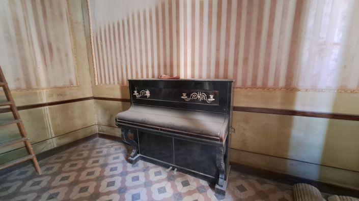 Image No.30-10 Bed Apartment for sale