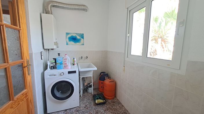 Image No.12-5 Bed Villa for sale