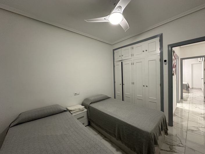 Image No.20-2 Bed Apartment for sale