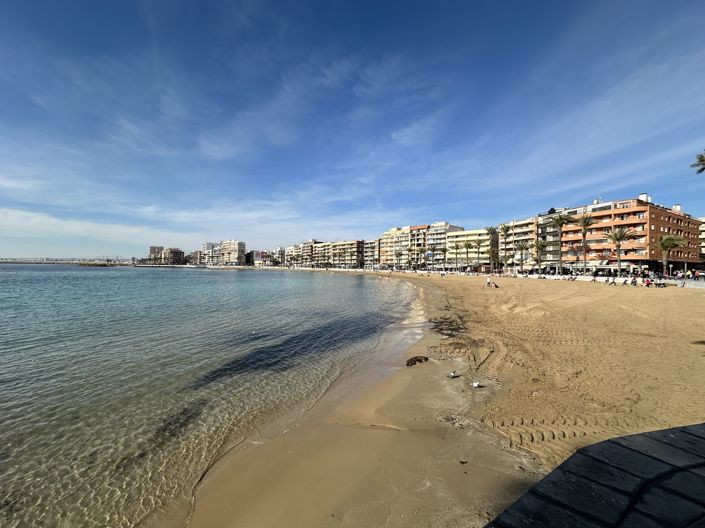 Image No.3-Appartement de 2 chambres à vendre à Torrevieja