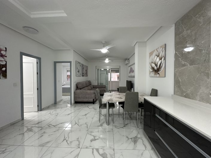 Image No.8-2 Bed Apartment for sale