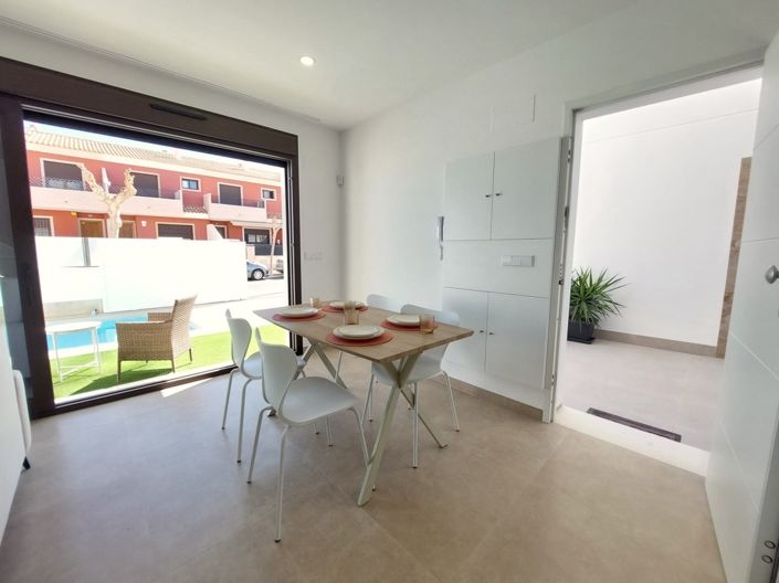 Image No.4-3 Bed Villa for sale