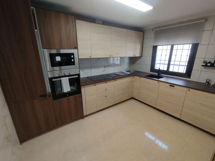 Image No.5-3 Bed Townhouse for sale