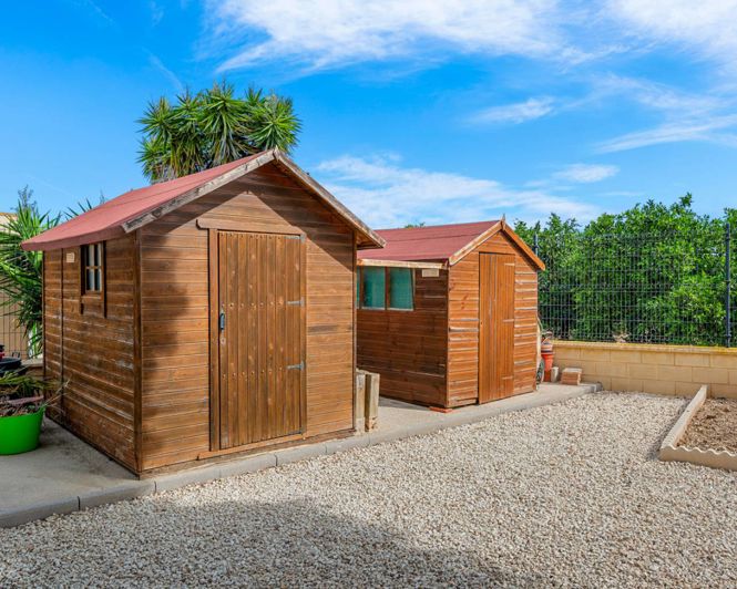 Image No.24-2 Bed Country Property for sale