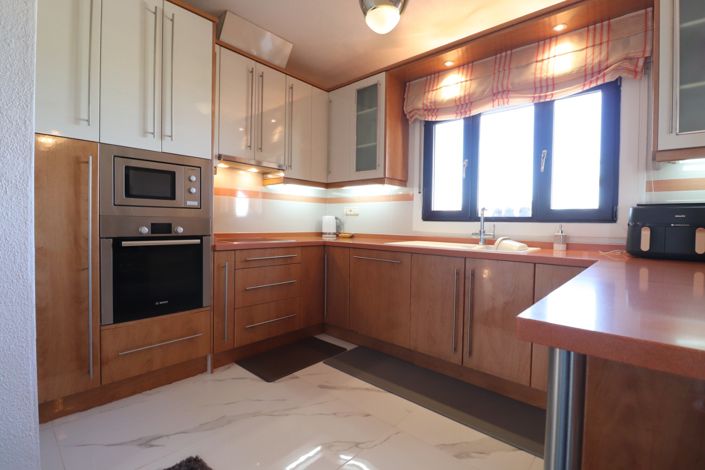 Image No.12-5 Bed Villa for sale