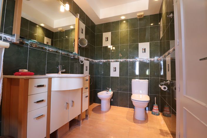 Image No.21-3 Bed Villa for sale