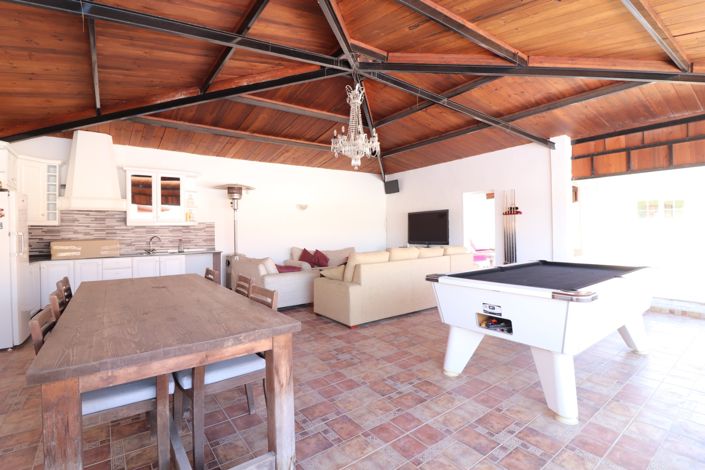 Image No.36-6 Bed Country Property for sale