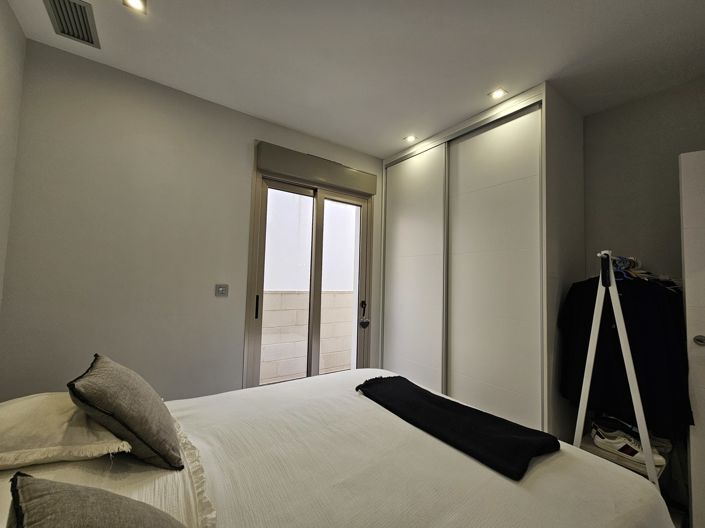 Image No.20-3 Bed Villa for sale