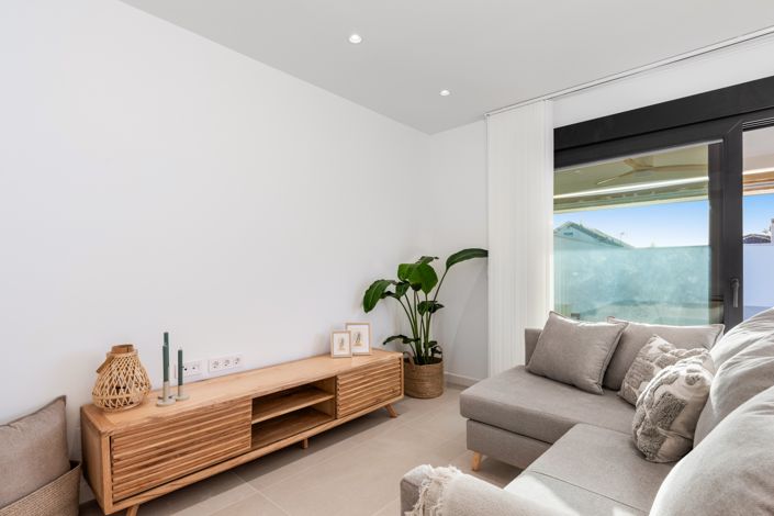 Image No.4-3 Bed Villa for sale