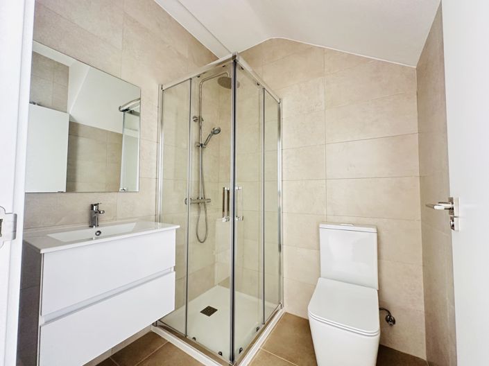 Image No.11-3 Bed Villa for sale