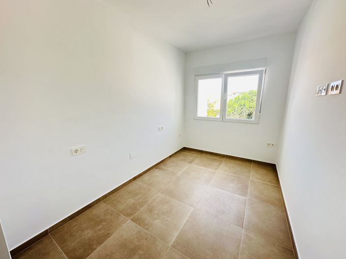 Image No.16-3 Bed Villa for sale