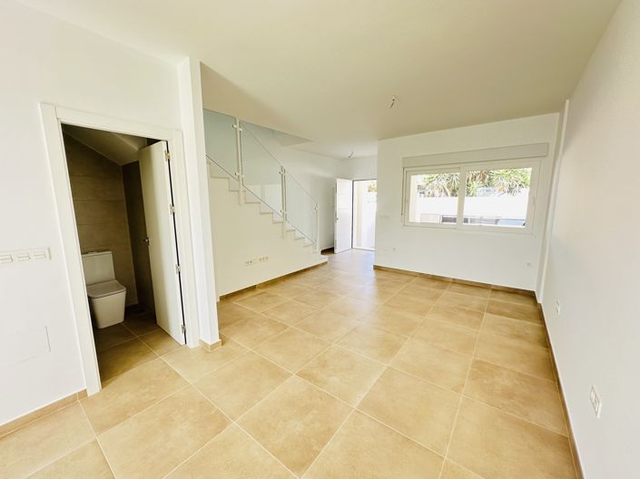 Image No.4-3 Bed Villa for sale