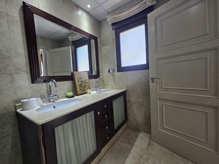 Image No.17-Villa de 5 chambres à vendre à La Manga del Mar Menor