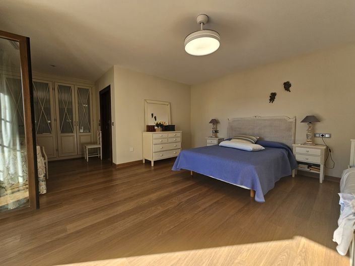 Image No.24-5 Bed Villa for sale