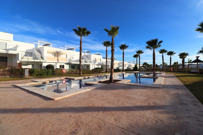 Image No.25-2 Bed Apartment for sale