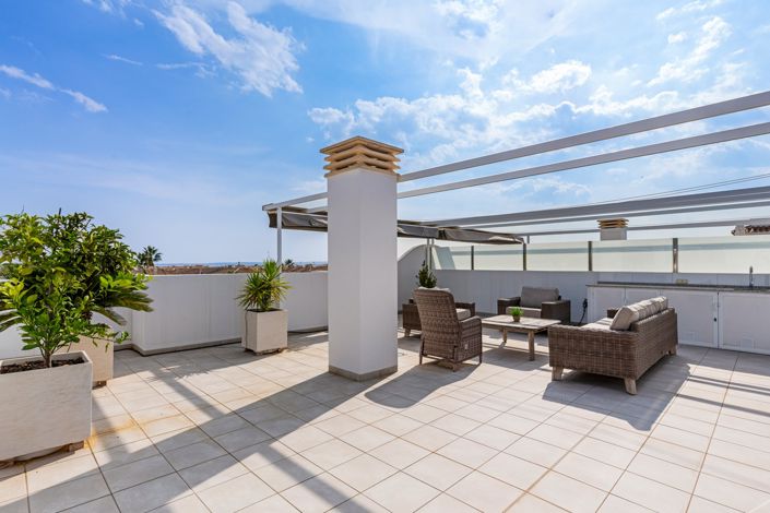 Image No.22-3 Bed Apartment for sale