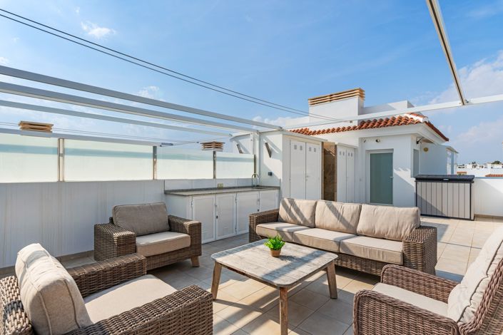 Image No.26-3 Bed Apartment for sale