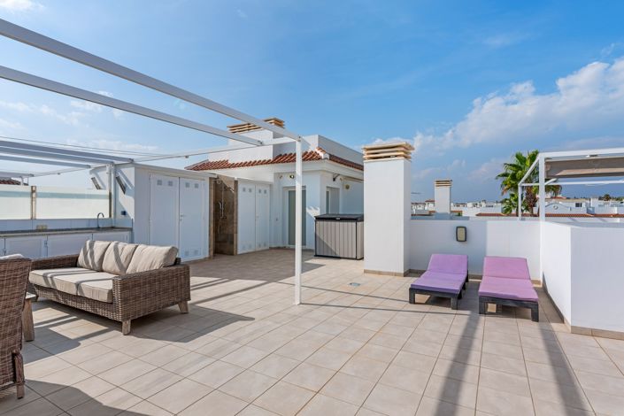 Image No.27-3 Bed Apartment for sale