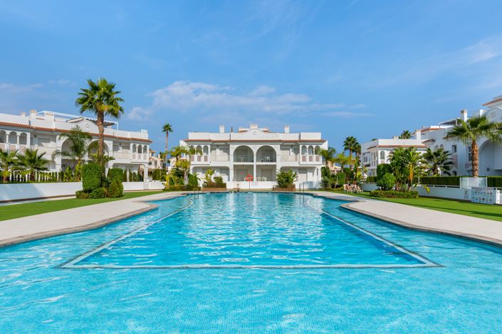 Image No.30-3 Bed Apartment for sale