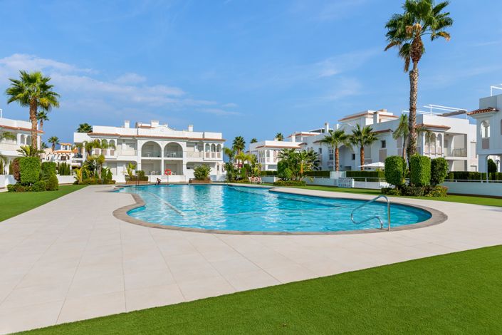 Image No.31-3 Bed Apartment for sale