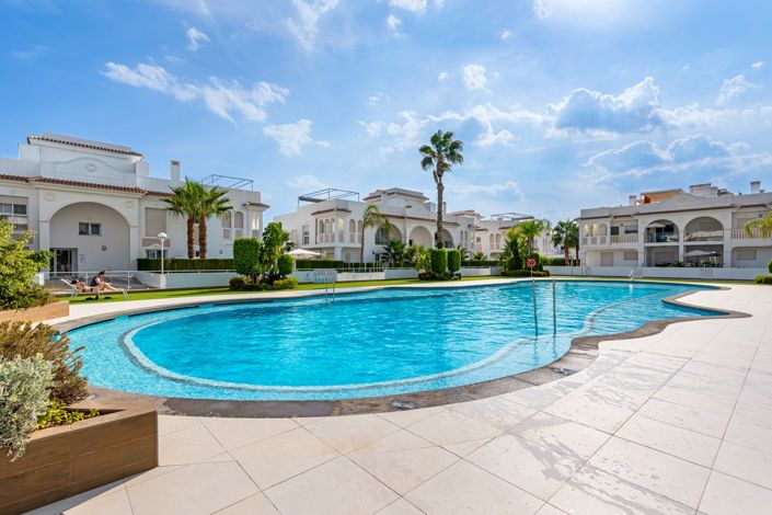 Image No.32-3 Bed Apartment for sale