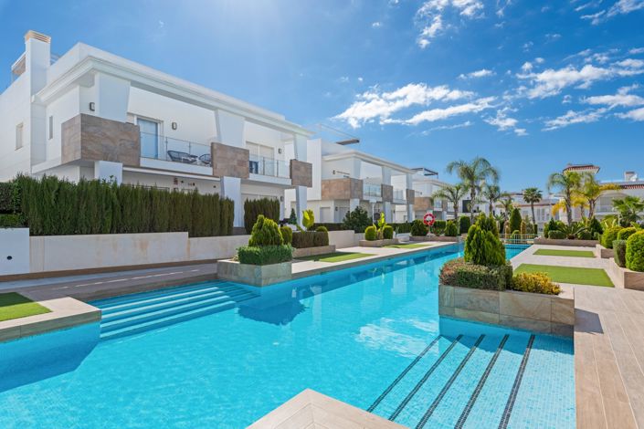 Image No.37-3 Bed Apartment for sale