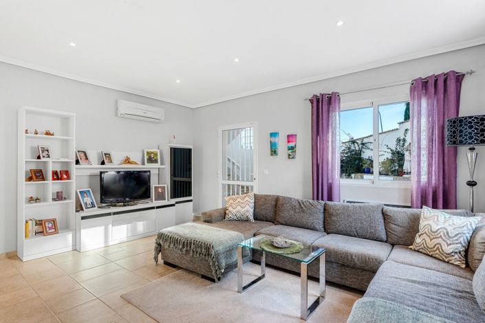 Image No.13-6 Bed Villa for sale