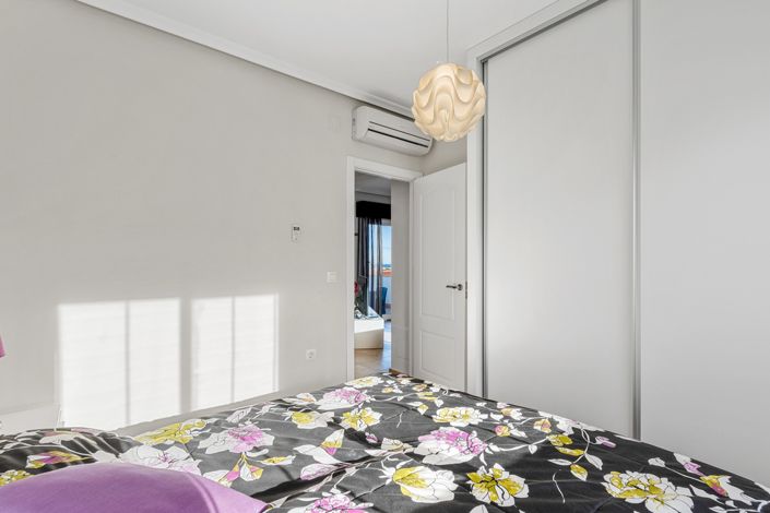 Image No.23-6 Bed Villa for sale