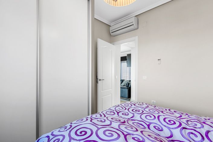 Image No.26-6 Bed Villa for sale