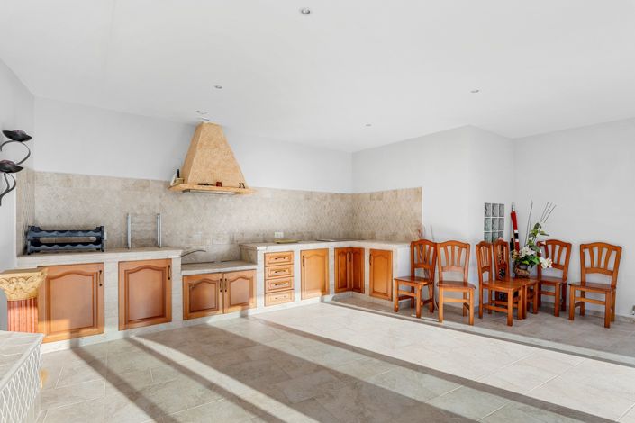 Image No.43-6 Bed Villa for sale