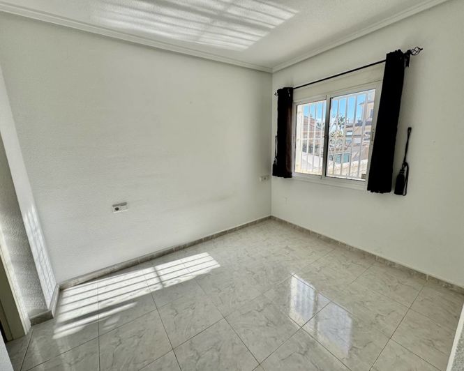 Image No.15-4 Bed Villa for sale