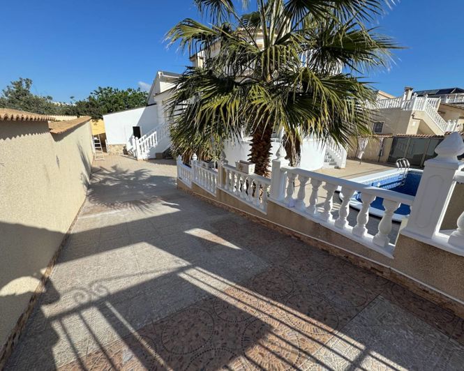 Image No.27-4 Bed Villa for sale