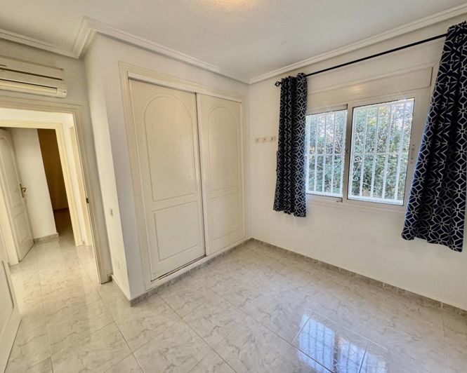 Image No.7-4 Bed Villa for sale