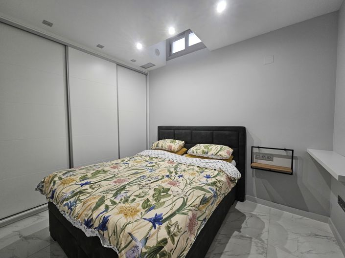 Image No.24-4 Bed Villa for sale