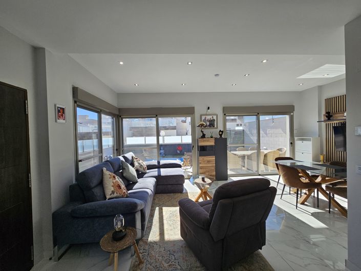 Image No.4-Villa de 4 chambres à vendre à Villamartin