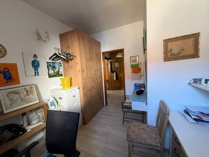 Image No.39-6 Bed Country Property for sale