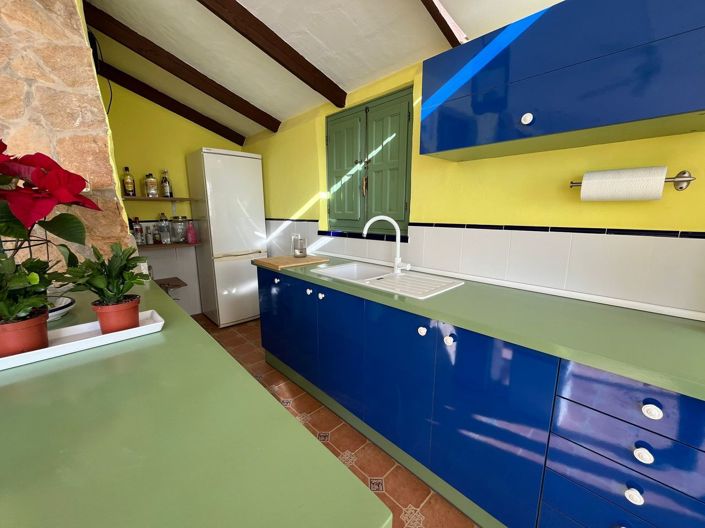 Image No.43-6 Bed Country Property for sale