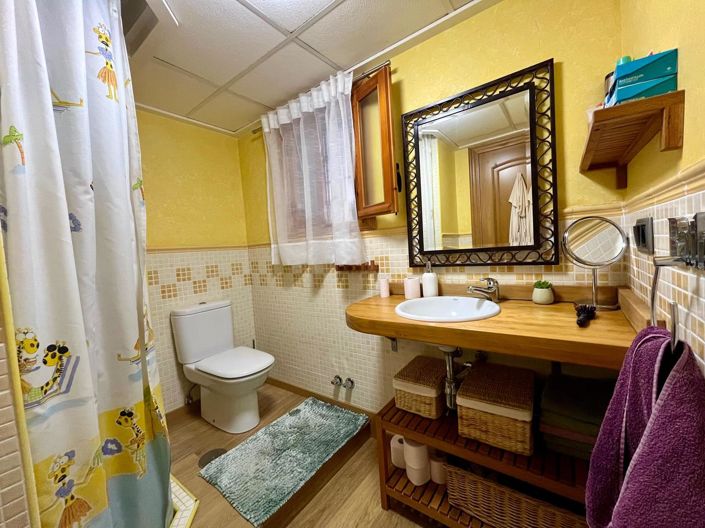 Image No.29-4 Bed Country Property for sale