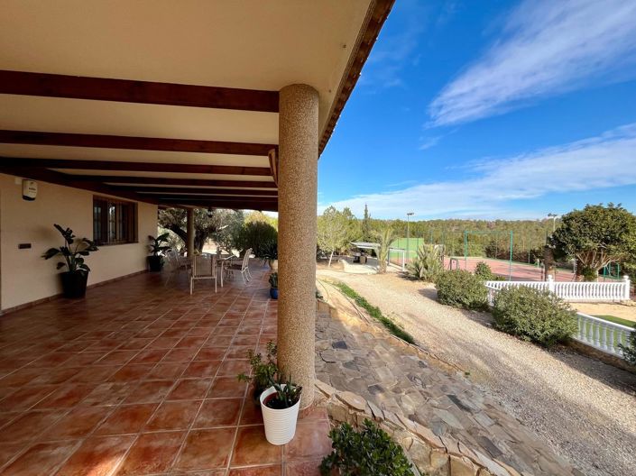 Image No.38-4 Bed Country Property for sale