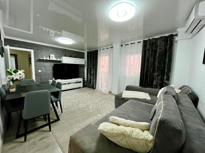 Image No.2-Appartement de 4 chambres à vendre à Torrevieja