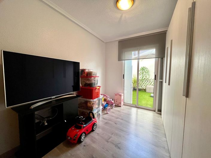 Image No.27-Appartement de 4 chambres à vendre à Torrevieja