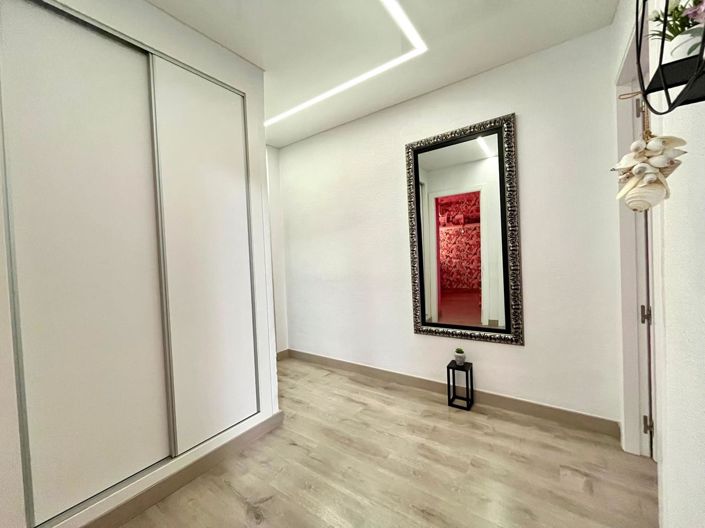 Image No.8-4 Bed Apartment for sale