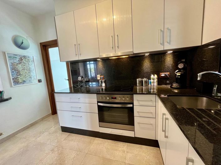 Image No.15-4 Bed Villa for sale