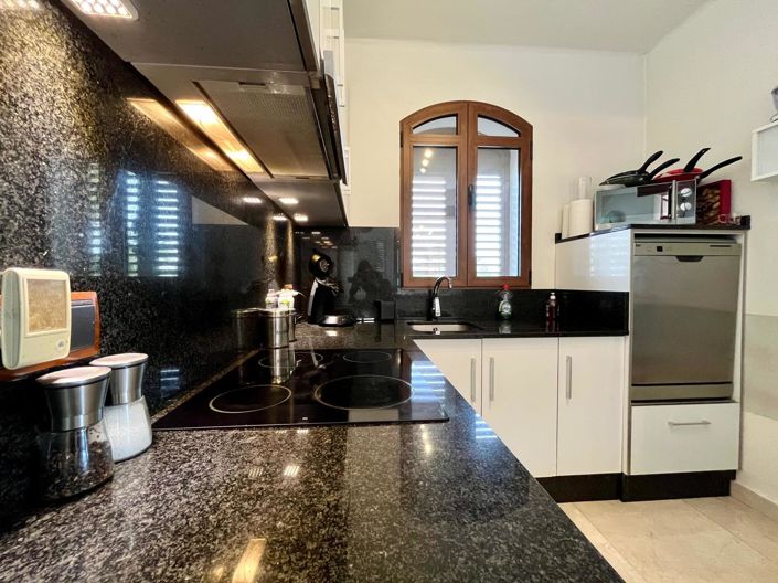 Image No.16-4 Bed Villa for sale