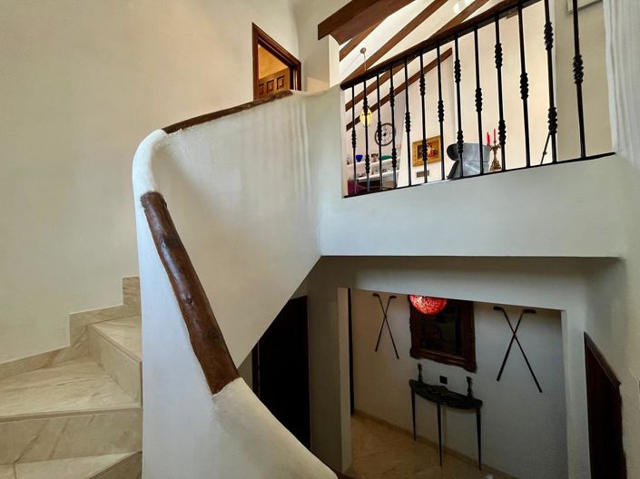 Image No.22-4 Bed Villa for sale