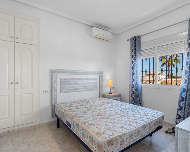 Image No.12-5 Bed Villa for sale