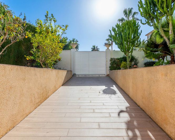 Image No.26-5 Bed Villa for sale