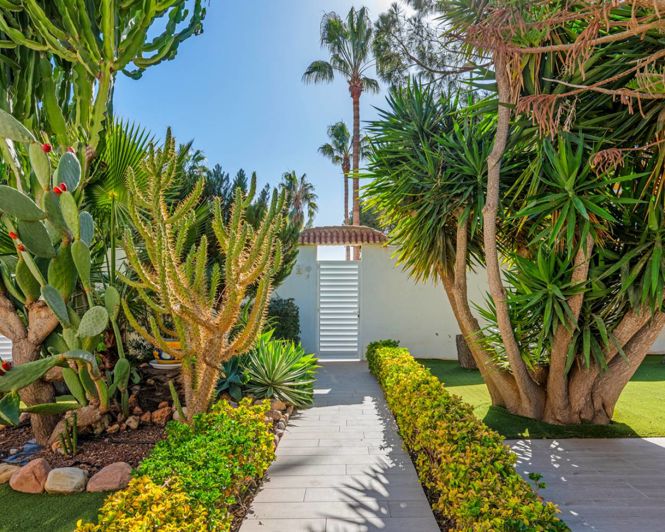 Image No.30-5 Bed Villa for sale