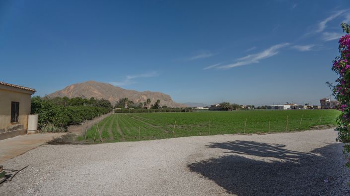 Image No.37-3 Bed Country Property for sale