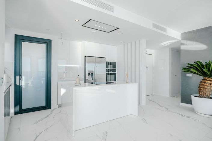 Image No.17-3 Bed Apartment for sale